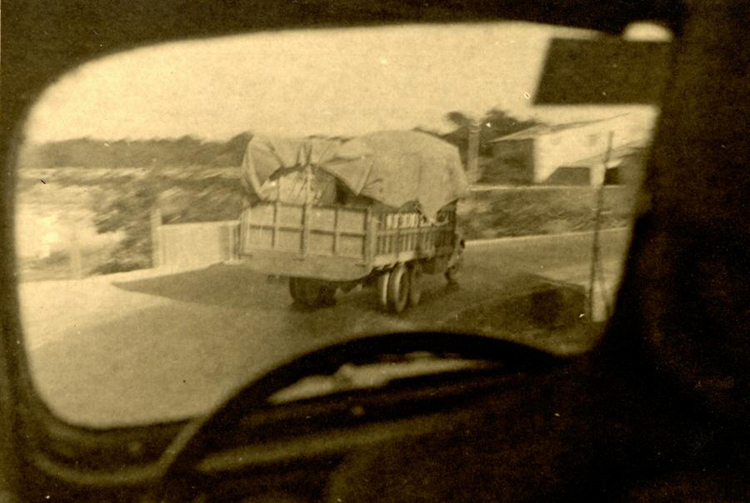 Convoy de la Junta en viaje a Barcelona. Transporte de muebles al Ministerio, enero de 1938