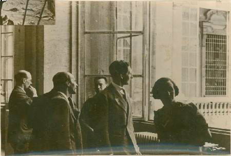 Visita de Kenyon y Mann al Palacio de Nacional (Madrid). Archivo Vaamonde. Fototeca del Patrimonio Histórico del IPCE